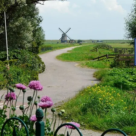 Bed & Breakfast Zonneweelde 3*