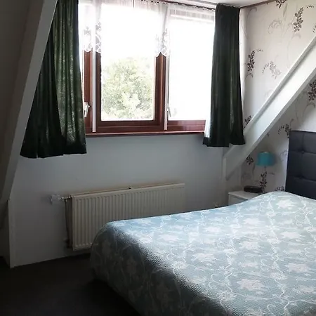 Zonneweelde Oda ve Kahvaltı 3*