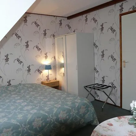 Zonneweelde Oda ve Kahvaltı 3*